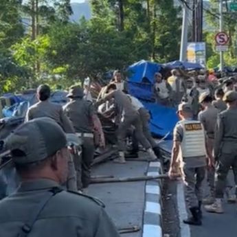 5 Fakta Kericuhan Pedagang dan Satpol PP di Puncak Bogor, 503 Kios PKL Dihancurkan