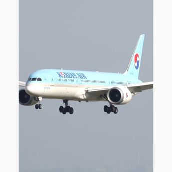 Pesawat Korean Air Terjun Bebas 26.900 Kaki dalam 15 Menit, 13 Penumpang Dilarikan ke RS