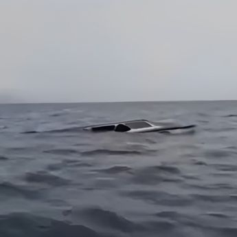 Kapal Wisata Dolphin Tenggelam di Sibolga, 3 Orang Tewas