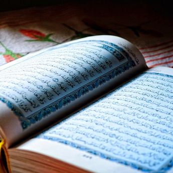 Memahami Hukum Bacaan Ra dalam Tajwid: Panduan Lengkap untuk Pembaca Al-Qur'an