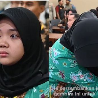 Tangis Pecah, Aqiella Nadya Anak Korban Bom Surabaya Lolos Bintara Polda Jatim