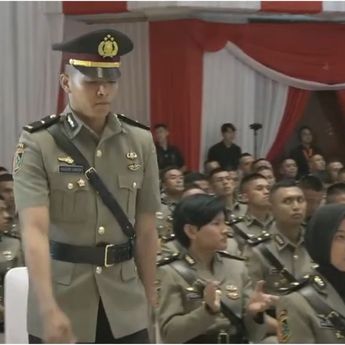 Ikuti Jejak Sang Ayah, Ipda Theodore Gomgom Resmi Ditempatkan di Korps Brimob Polri