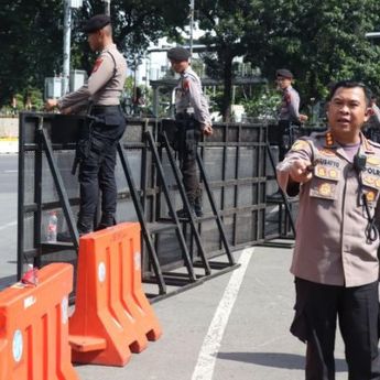 1.231 Personel Polisi Amankan Aksi BEM SI di Patung Kuda