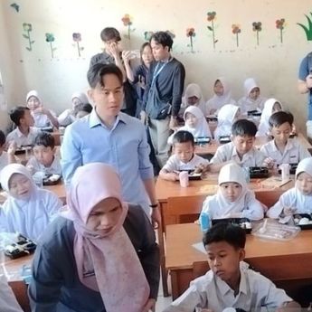 Gibran Uji Coba Makan Bergizi di SDN Sentul Bogor