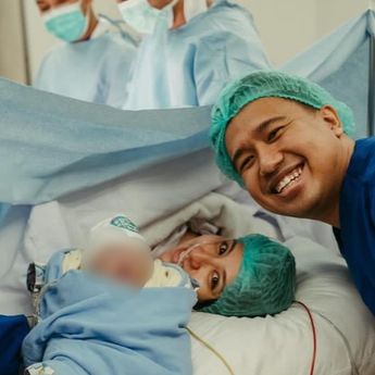 Selamat Istri Joshua Melahirkan Anak Pertama