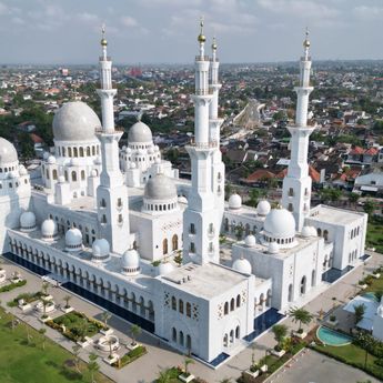 Mengenal Lebih Dalam Sejarah Maulid Nabi