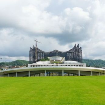 Kemensetneg Sediakan Bus Bagi Tamu Undangan Upacara HUT RI di IKN