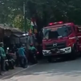 Detik-detik Kebakaran Melanda Warteg di Jakarta Barat, Diduga Akibat Gas Bocor