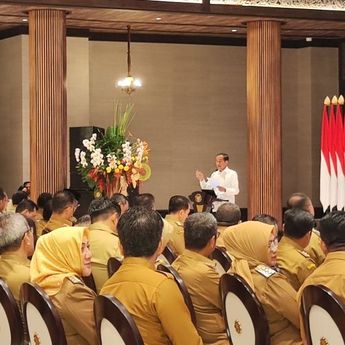 Jokowi Sambut Ratusan Kepala Daerah di IKN