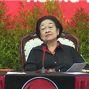 LIVE: Megawati Cerita Tjilik Riwut, "Terus Kalian Sekarang Mau Jadi Liberal? Jelek-jelekin Orang?"