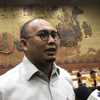 Aksi Ormas Viral di Cirebon, Andre Rosiade: Tiap WNI Boleh Jualan Nasi Padang