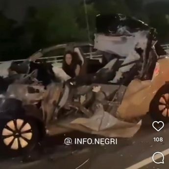 Mobil Listrik BinguoEV Kecelakaan Parah di Tol, Bodi Ringsek-Atap Sampai Lepas