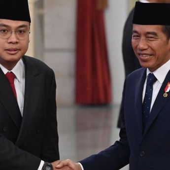 Profil Singkat Angga Raka Prabowo, Wamenkominfo Baru