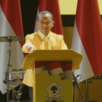 Bahlil ke Jokowi: Saya Pangling, Saya Pikir Ada Kader Golkar Baru Karena Bajunya Sudah Kuning