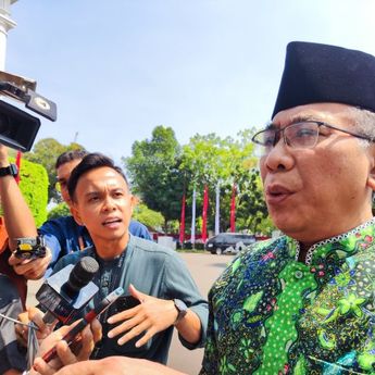 Gus Yahya Temui Jokowi Bahas  Konsesi Tambang dan Investasi PBNU di IKN