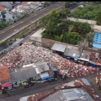 Depok Darurat Sampah, Menggunung Dibiarkan Begitu Saja di Tengah Kota