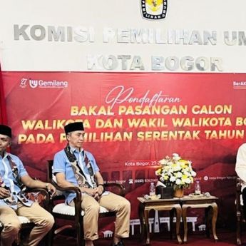 Dedie-Jenal Menjadi Pendaftar Pertama di Hari Terakhir Pilkada Bogor 2024