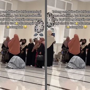 Video Ibu-ibu Malah Santai Foto Bersama Tertawa Depan Orang Sujud