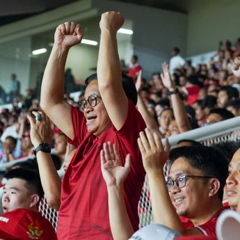 Pramono dan Rano Karno Kompak Dukung Timnas di SUGBK, Kagumi Penampilan Maarten Paes