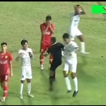 Wasit PON Laga Aceh-Sulawesi Tengah Kena Bogem Pemain hingga Pingsan