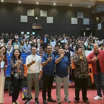 NTV Goes To Campus: Percaya Diri Kunci Sukses Berbicara di Depan Publik