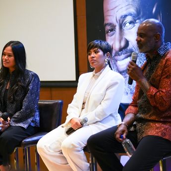 Sukses di Jakarta, Brian McKnight Siap Tampil Spesial di Surabaya