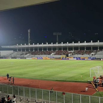 Jelang Timnas Indonesia U-20 vs Yaman, Penonton Berdatangan ke Stadion Madya Sejak Sore