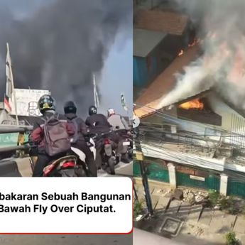 Kebakaran Hebat Landa Rumah Warga di Bawah Flyover Ciputat, Warga Hanya Menonton