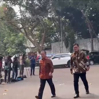 Anis Sambangi Rumah Prabowo