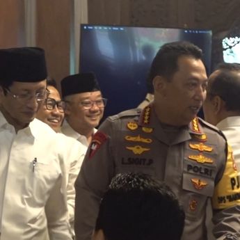 Ikuti Pembekalan Calon Menteri Prabowo, Kapolri Pakai Baju Dinas-Panglima TNI Kemeja Putih