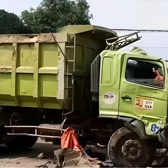 Tukang Becak Tewas Ditabrak Truk Material Saat Asyik Ngopi