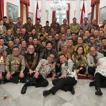 Makan Siang Terakhir Presiden Jokowi