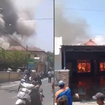 Rumah Mewah Warga Terbakar di Pemalang