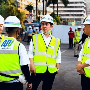 Tancap Gas! Hari Pertama Jadi Wapres, Gibran Langsung Cek Proyek MRT Fase II