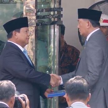 Prabowo Serahkan Memorandum Menhan RI ke Sjafrie Sjamsoeddin