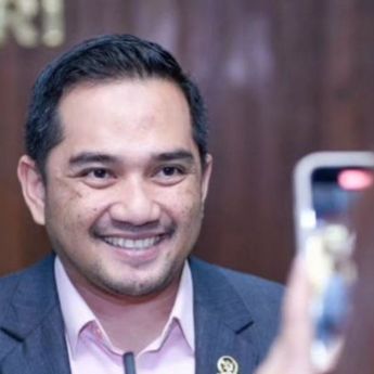 Profil Rifqinizamy Karsayuda, Politisi NasDem Jadi Ketua Komisi II DPR RI