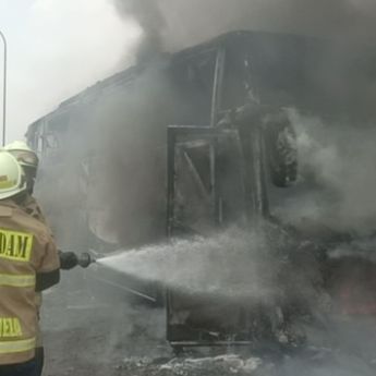 Potret Kondisi Bus Terbakar di Tol Wiyoto Wiyono Tersisa Puing-puing