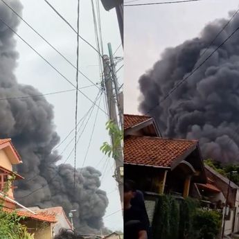 Ngeri, Detik-detik Kebakaran di Pabrik Indoraya Dekat Banget sama Perumahan