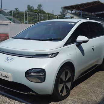 Komitmen Wuling Hadirkan Cloud EV Sebagai Kendaraan Listrik Berkualitas