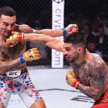 Sukses Pukul KO Holloway di UFC 308,  Topuria Bakal Rematch Lawan Volkanovski?