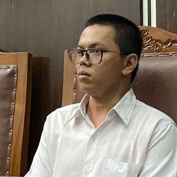 Eks Sekuriti Ria Ricis Beberkan Motif Lakukan Pemerasan Uang Rp300 Juta