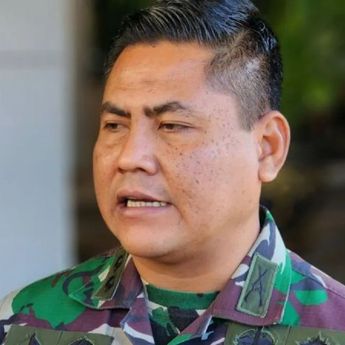 Bawa 10 Prajurit, Helikopter TNI AD Mendarat Darurat di Sawah