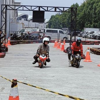 Sensasi Balapan MiniGP di IMOS 2024, Pengunjung: Bikin Nagih