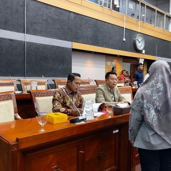 DPR Dukung Menkomdigi Bongkar Jaringan Pelindung Judi Online di Kementeriannya