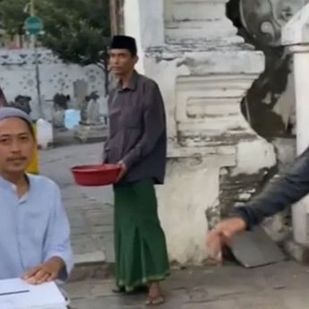 Makam Sunan Gunung Jati Viral, Pengunjung Diwajibkan Sedekah untuk Masuk