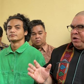 Nikita Mirzani Ingin Robohkan Rumah Vadel, Respons Umar Badjideh: Saya Gak Kenal Sampah Ini