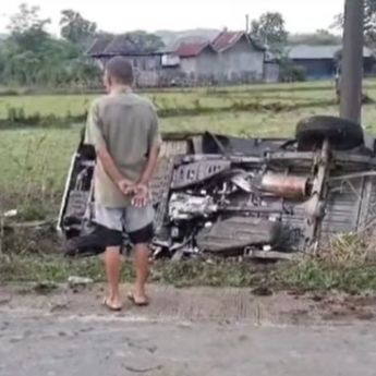 Mobil Pengangkut Rombongan Mahasiswa Unibos Kecelakaan, 1 Tewas dan 16 Lainnya Luka