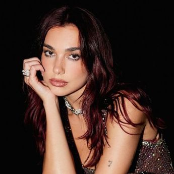 Konser di Jakarta Batal, Dua Lipa Patah Hati