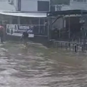 Kondisi Banjir di Taman Mangu Pondok Aren Pagi Ini, Setelah Tanggul Jebol