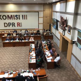 DPR Cecar Calon Pimpinan KPK yang Pernah Bebaskan Terdakwa Korupsi